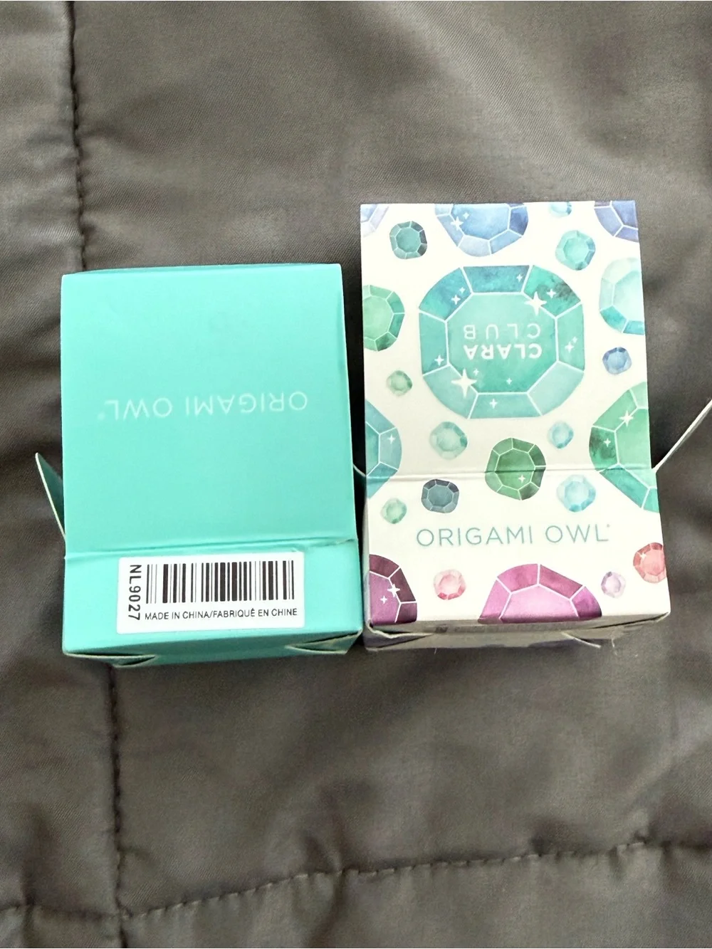 Origami Owl Iridescent Blue-Green Crystal Necklace & Clara Stud Earrings Set